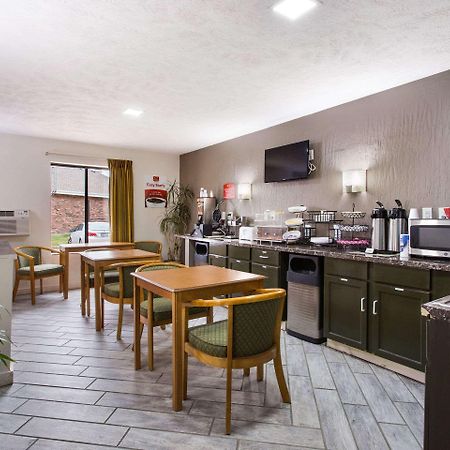 Red Lion Inn & Suites Olathe Kansas City Extérieur photo