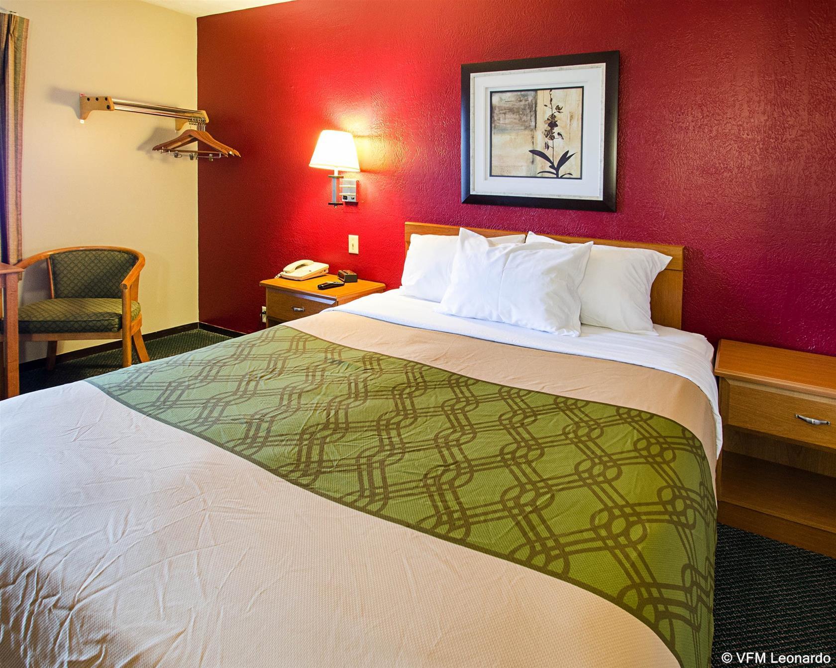 Red Lion Inn & Suites Olathe Kansas City Extérieur photo