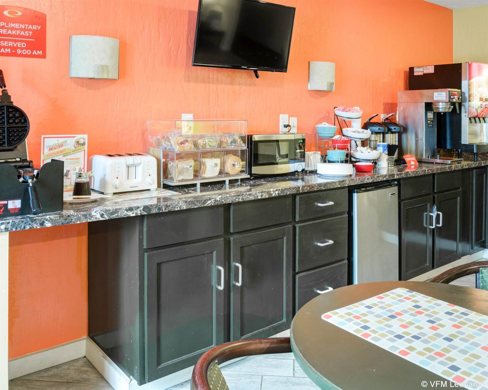 Red Lion Inn & Suites Olathe Kansas City Extérieur photo