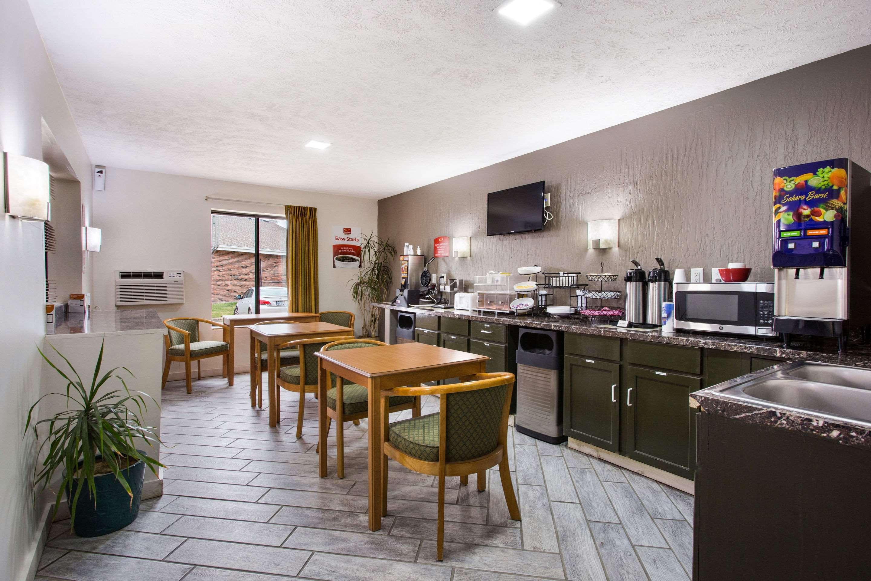 Red Lion Inn & Suites Olathe Kansas City Extérieur photo