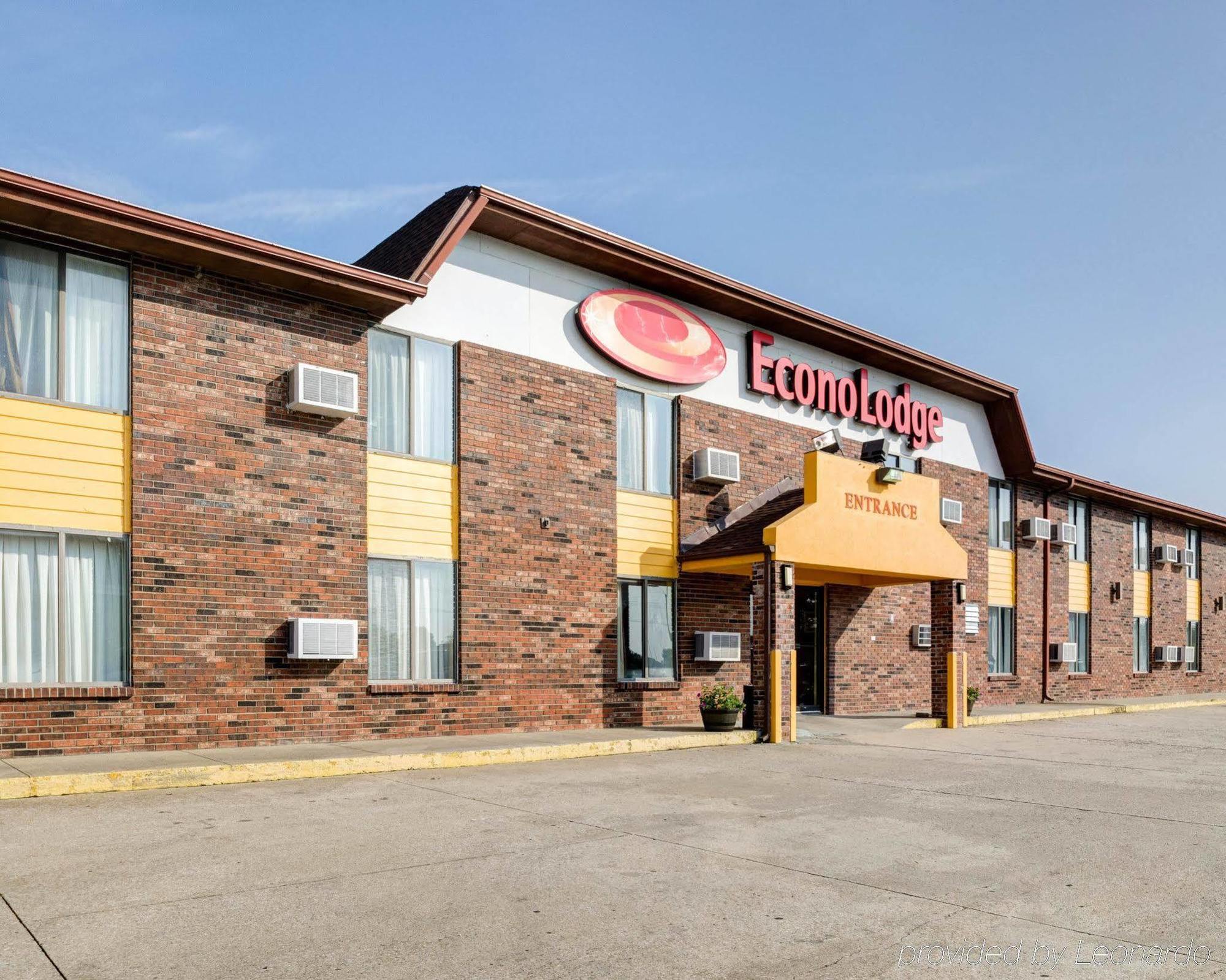 Red Lion Inn & Suites Olathe Kansas City Extérieur photo